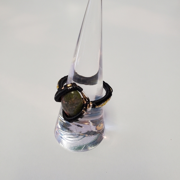 "Dragons Egg" Unakite Handmade Wire Wrap Ring - Picture 3 of 8